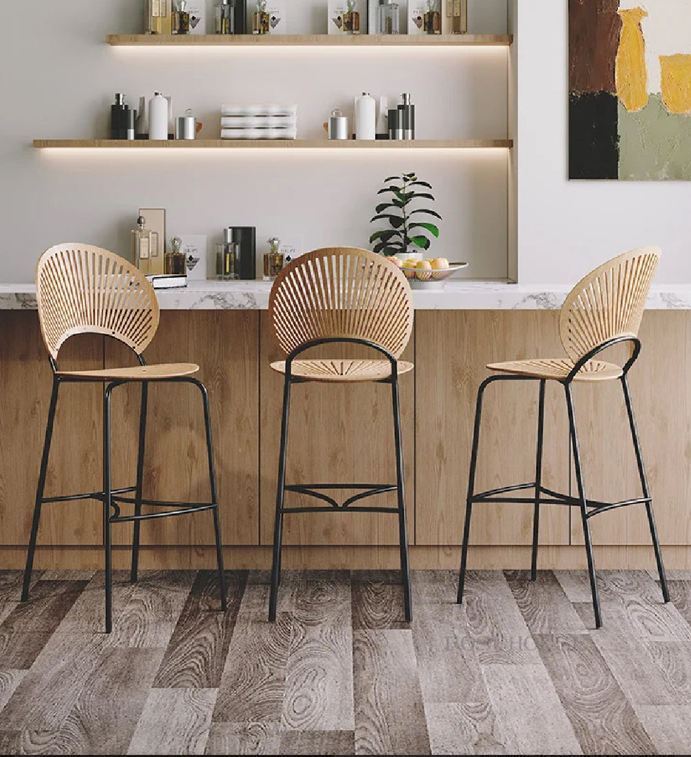 Aki Adjustable Bar Stool