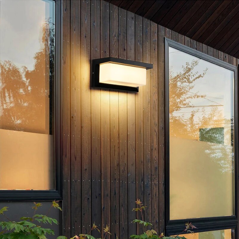 Aurora Garden Wall Light