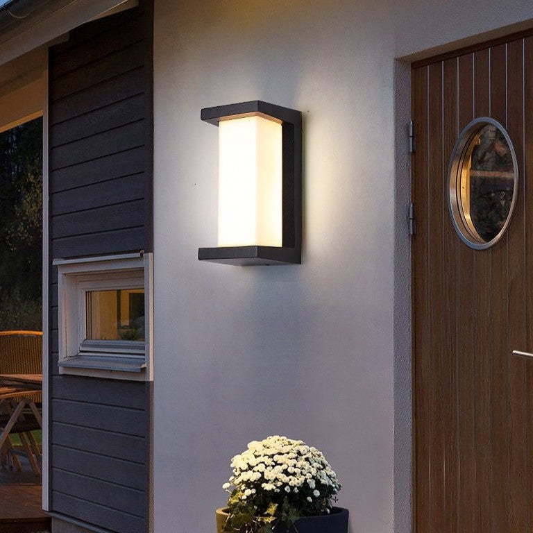 Aurora Garden Wall Light