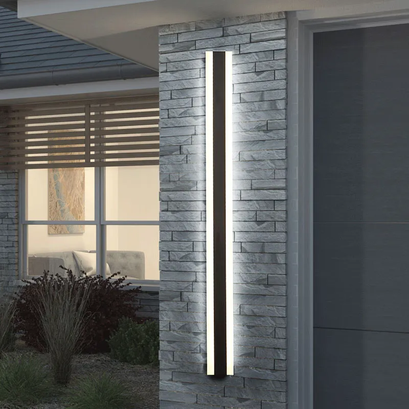 Liora Exterior Garden Light